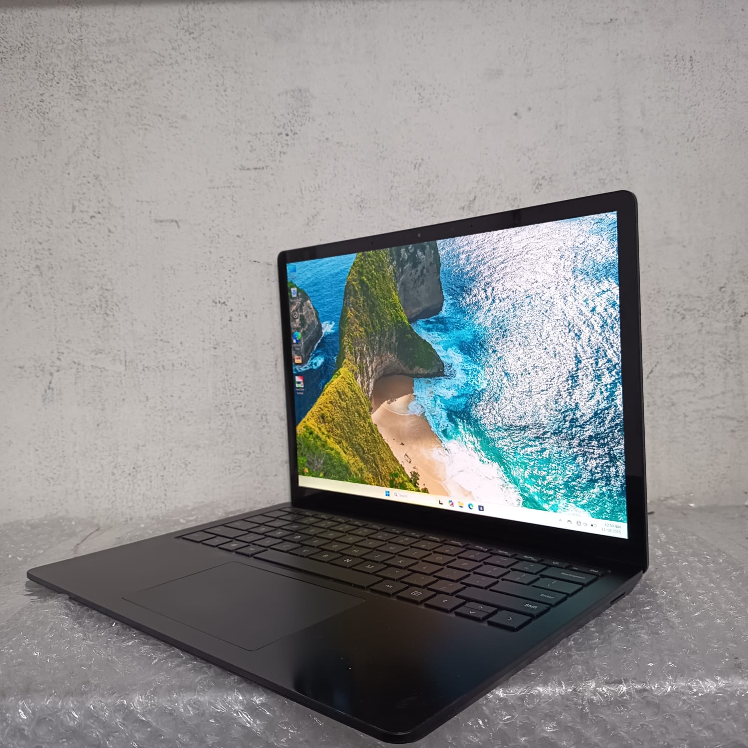 Surface Laptop 4 Touchscreen - Gambar 4